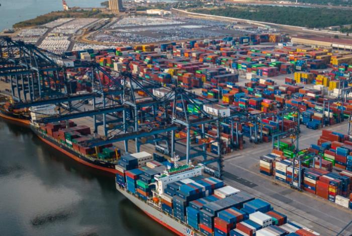 El gigante hongkonés CK Hutchison amplía su terminal clave en Lázaro Cárdenas