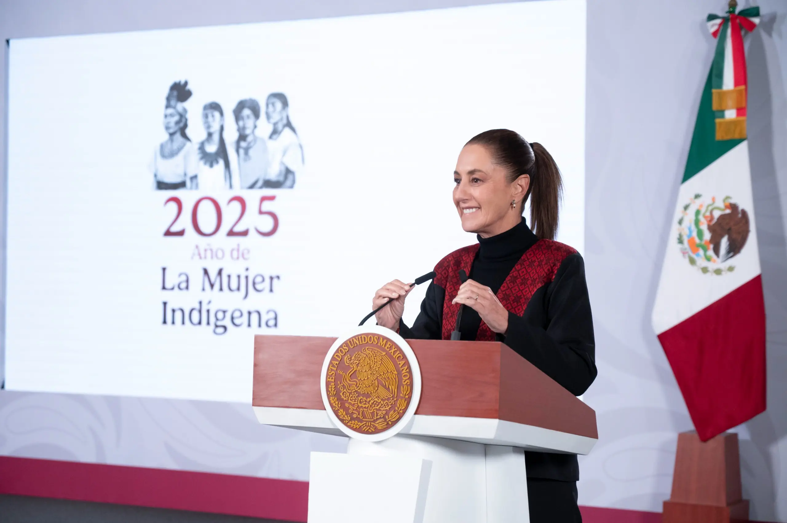 EL GOBIERNO DE MÉXICO SIEMPRE ESTARÁ CERCA DE LAS VÍCTIMAS DEL ACCIDENTE DEL TREN INTEROCEÁNICO: PRESIDENTA CLAUDIA SHEINBAUM; SE ASIGNÓ A UN SERVIDOR PÚBLICO POR FAMILIA