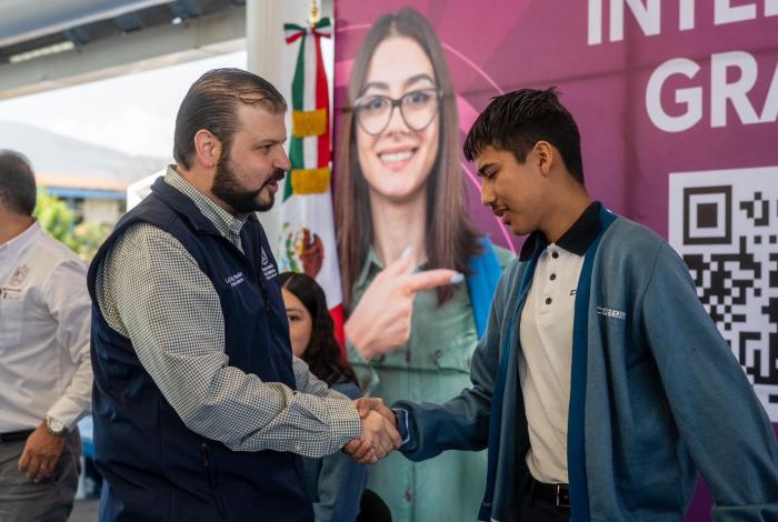 El internet también es un derecho para las juventudes: Raúl Zepeda