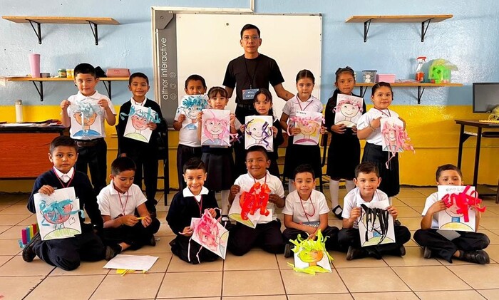 El maestro Gerardo Sánchez transforma la educación con proyecto cultural