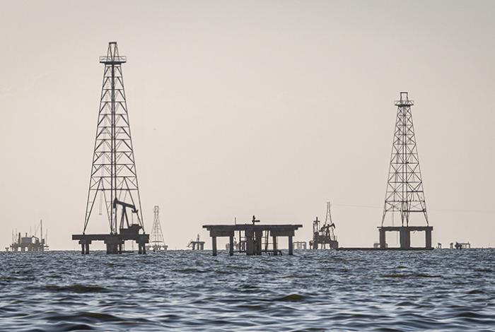 El negocio petrolero de Venezuela, entre el repunte productivo y la presión de EUA