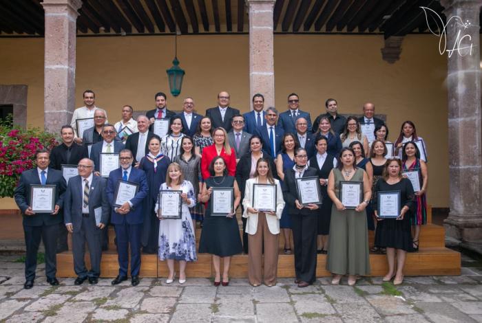El Nicolaita, Jorge Álvarez Banderas, recibió el Reconocimiento al Mérito a la Excelencia Educativa 2026 que otorga la Red Juntos por Michoacán