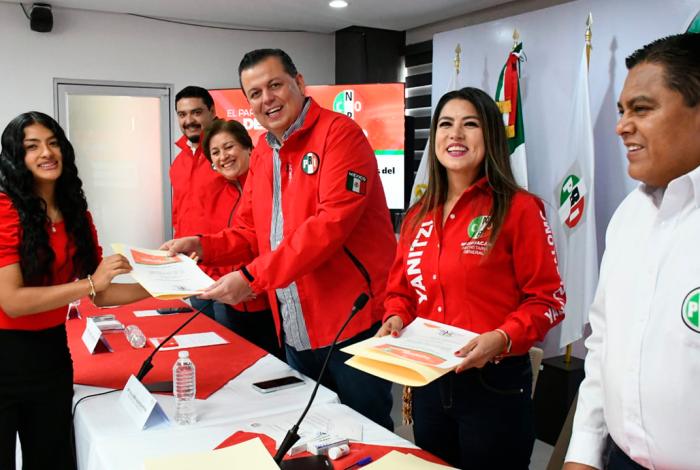 El Plan B es un distractor del gobierno para no hablar de inseguridad: Memo Valencia