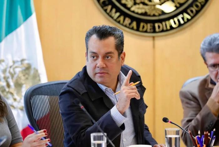 El Presidente de la Cámara de Diputados, Sergio Gutiérrez, acusa a  Claudio X González de campaña contra su esposa por “Dato Protegido”