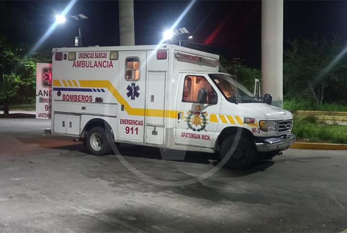 Emboscan a policías municipales de Parácuaro, con saldo de un agente muerto y dos heridos graves