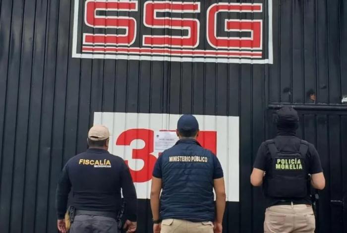 En cateo, FGE asegura un vehículo y autopartes con reporte de robo