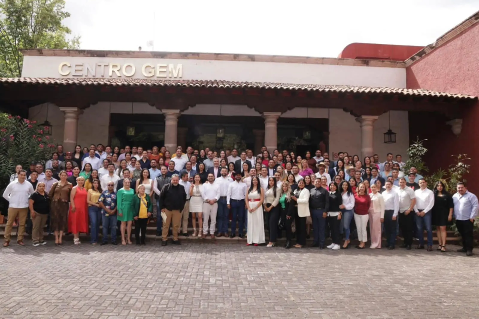 En encuentro con el gobernador del estado, PRD Michoacán reafirma su compromiso con el municipalismo como pilar de buen gobierno