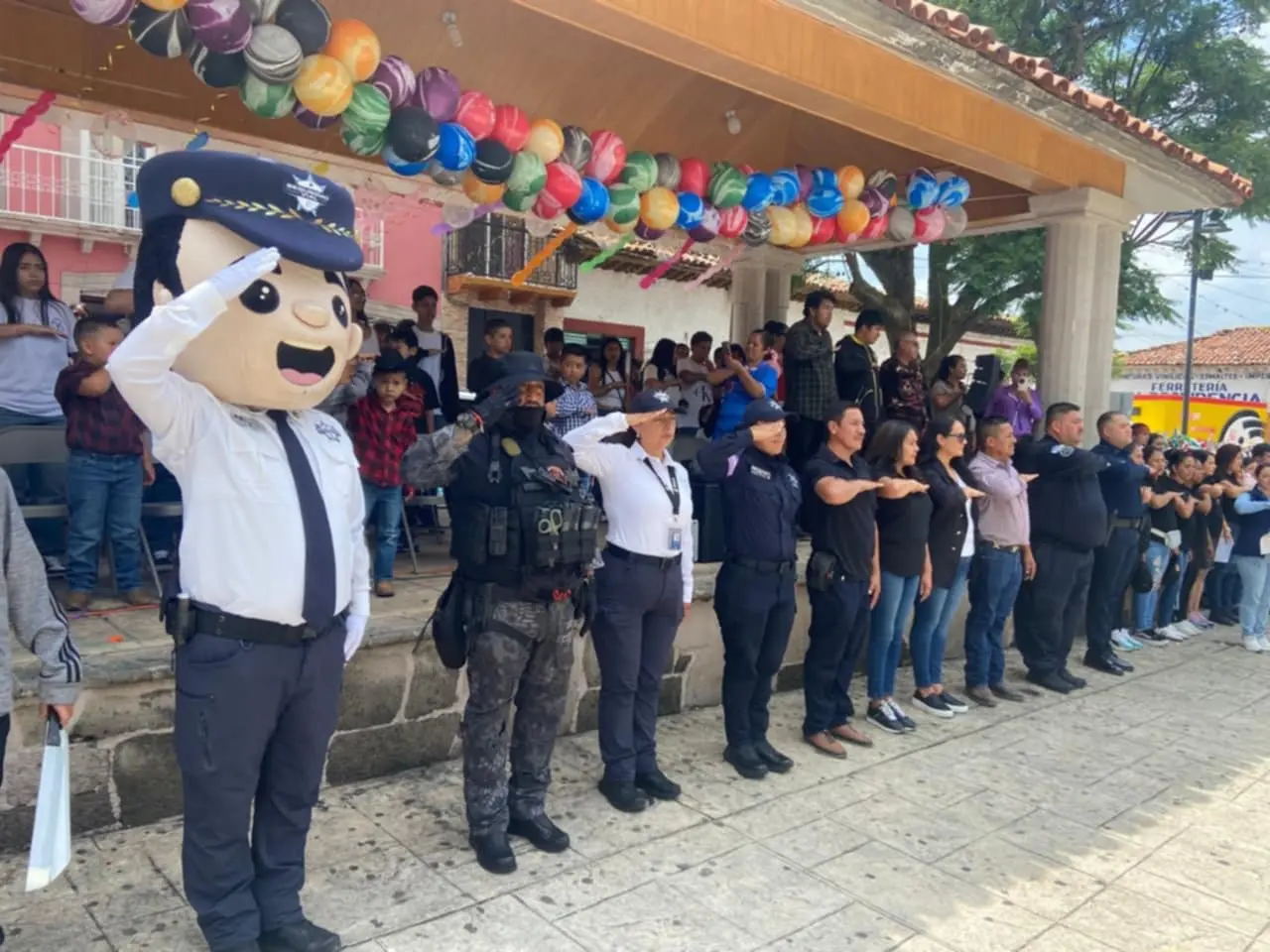 En Huaniqueo se llevó acabo la clausura de cursos de verano 2025 con exposición de trabajos infantiles