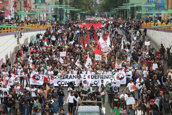 En la Ciudad de México el 2 octubre no se olvida y miles toman las calles para pedir justicia histórica