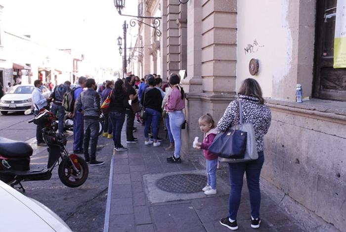 En la Ley de Ingresos, Congreso aprueba descuento y condonaciones en trámites vehiculares durante enero