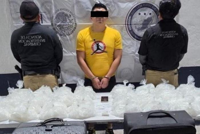 En Michoacán detienen a sujeto con 40 kilos de metanfetamina se trasladaba en autobús de pasajeros