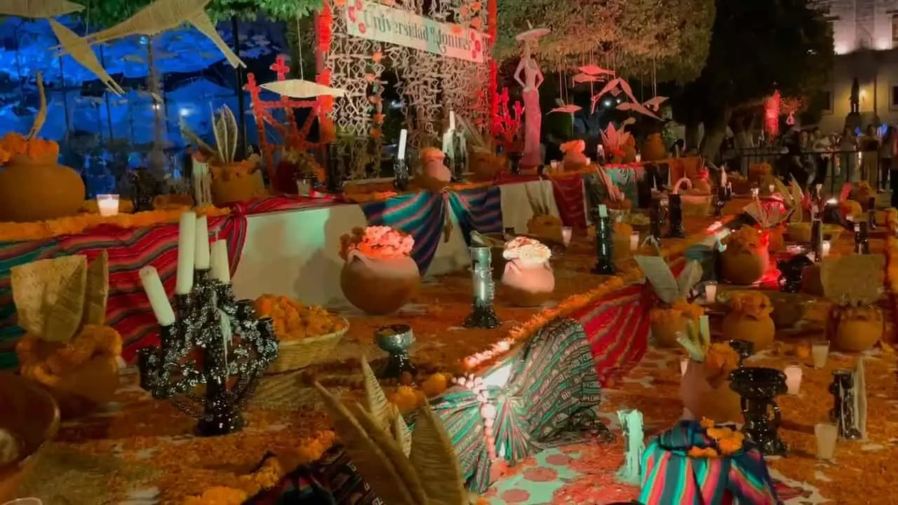 En Morelia se vive y se aprecia el Día de Muertos