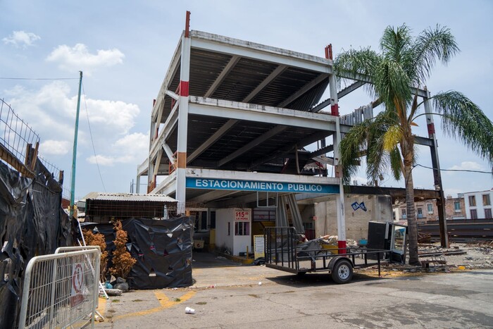 En noviembre quedaría el estacionamiento adjunto al mercado Independencia