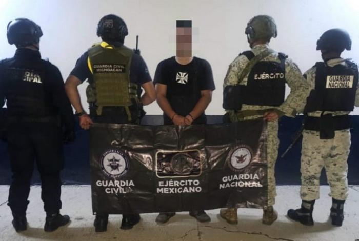 En Operación Apatzingán, detenido hombre con más de un kilo de sustancia: SSP