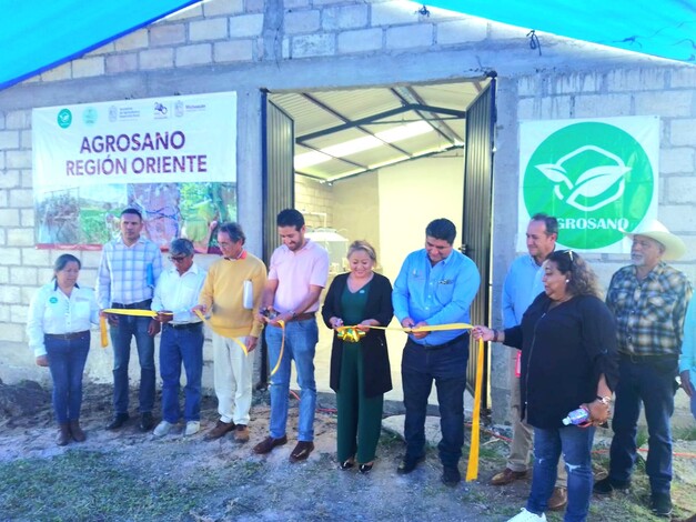 En operación, biofábrica de nutrientes para el agro en Maravatío