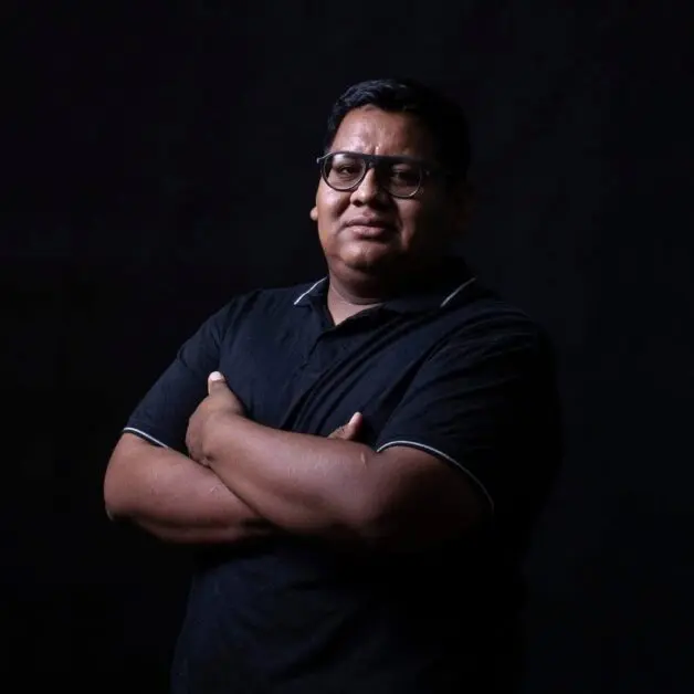 En Pinotepa Nacional es atacado al periodista Oscar Merino