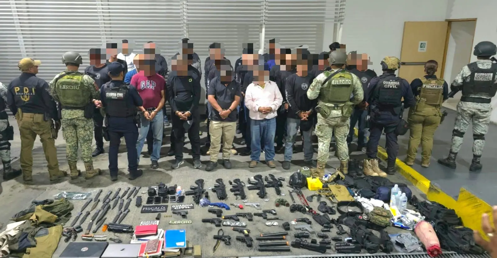 En Vista Hermosa, 38 detenidos en portación de un arma y 19 réplicas de armas de fuego: SSP
