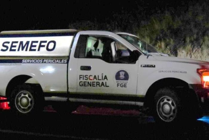Encuentran a hombre ejecut4d0 en la carretera Morelia-Charo