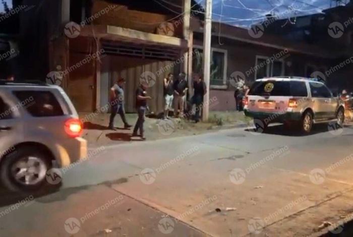 Encuentran a hombre fallec1d0 con heridas de 4rm4 blanca en Uruapan