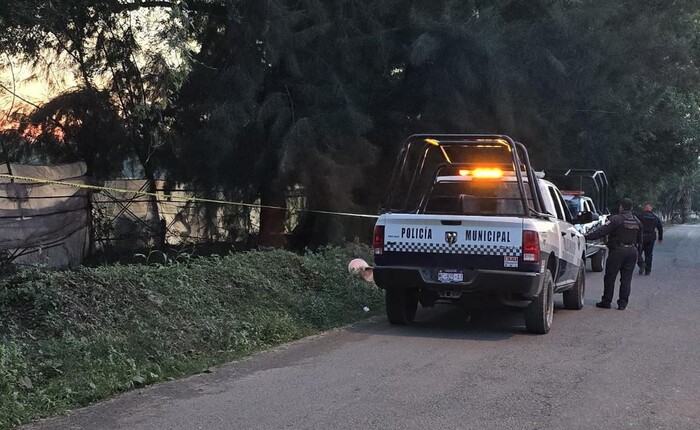 Encuentran a hombre sin vida en una zanja