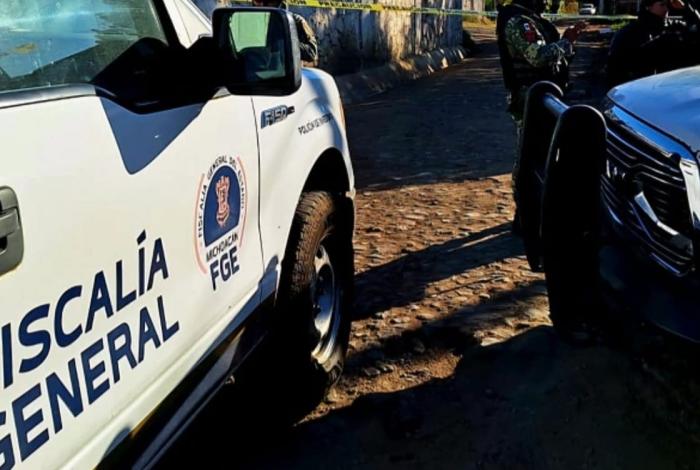 Encuentran cu3rpo semient3rrado en predio de Zamora