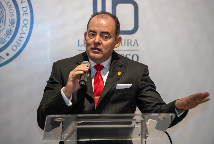 Entre 300 y 600 personas despedirían en el Congreso con ‘Plan B’, estima Balta Gaona