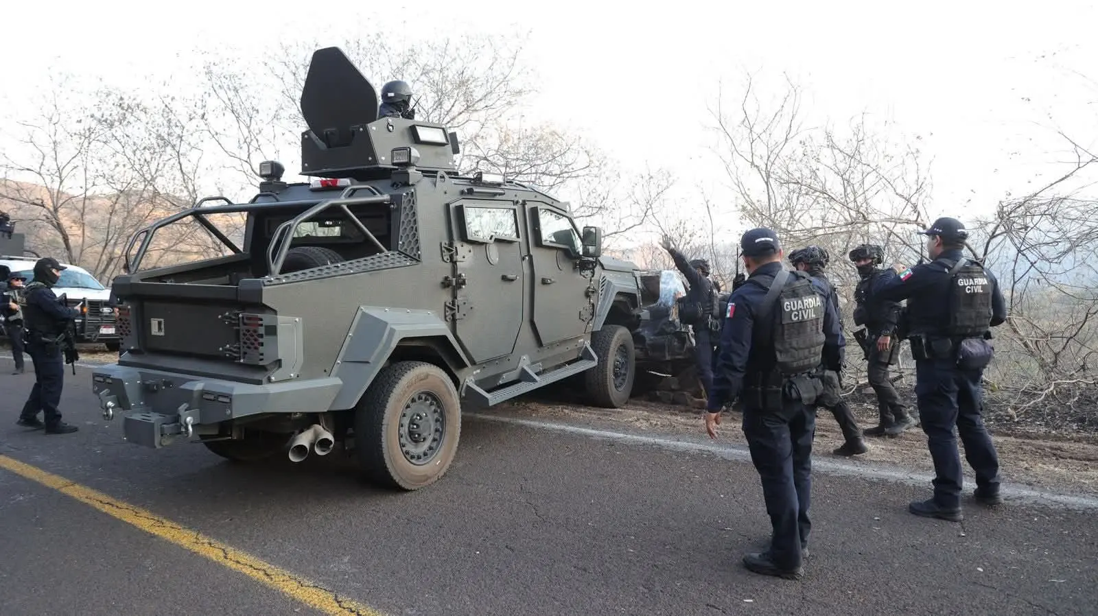 Entre narcobloqueos, balaceras y aprobación de leyes concluye esta semana en Michoacán