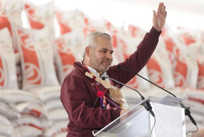 Entrega gratuita de fertilizantes beneficia a cerca de 90 mil productores en Michoacán