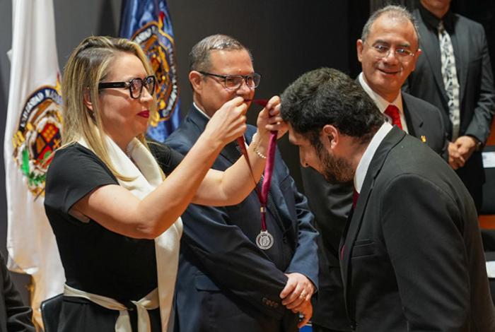 Entregan Medalla “Dr. Ignacio Chávez Sánchez” a 44 destacados nicolaitas de posgrado
