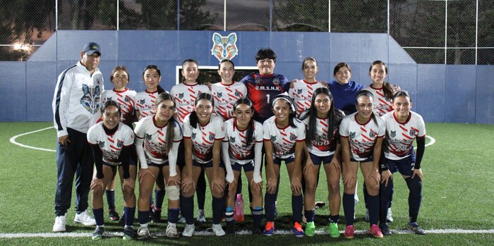 Equipo femenil de la UMSNH se coronó en la Liga Estudiantil Cecufid