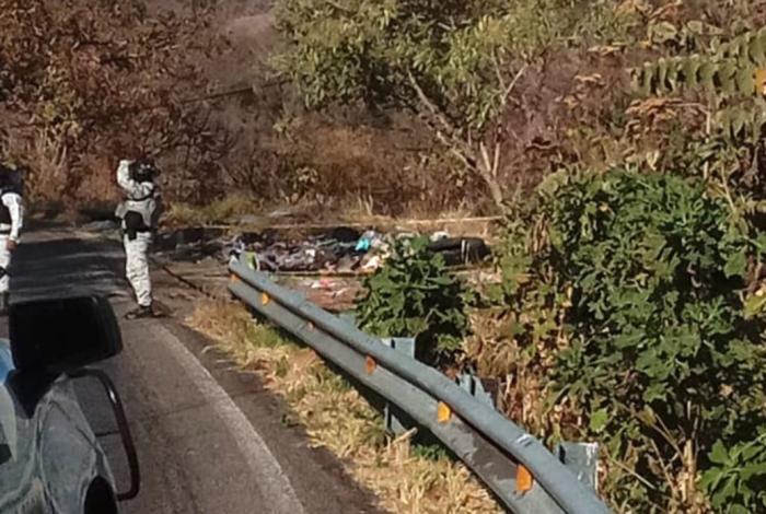 Era de Morelia, el hombre ejecutado en la carretera “libre” Uruapan-Lombardía; ya fue identificado