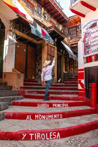 ¿Eres fanático de la adrenalina? Tienes que conocer la tirolesa de la isla de Janitzio