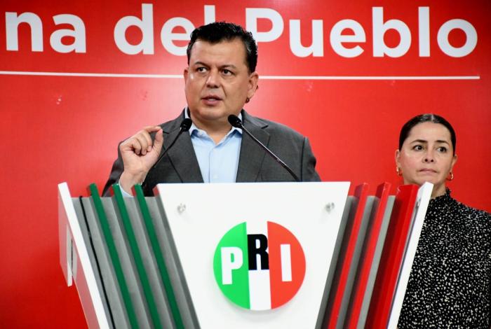 Es insensible el gobierno de Apatzingán, acusa Memo Valencia