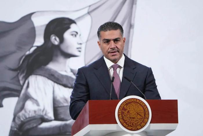 Escoltas de Carlos Manzo volverán a declarar en investigación del homicidio: Harfuch