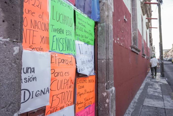 Escuelas continúan sin clases por apoyo al paro de la CNTE