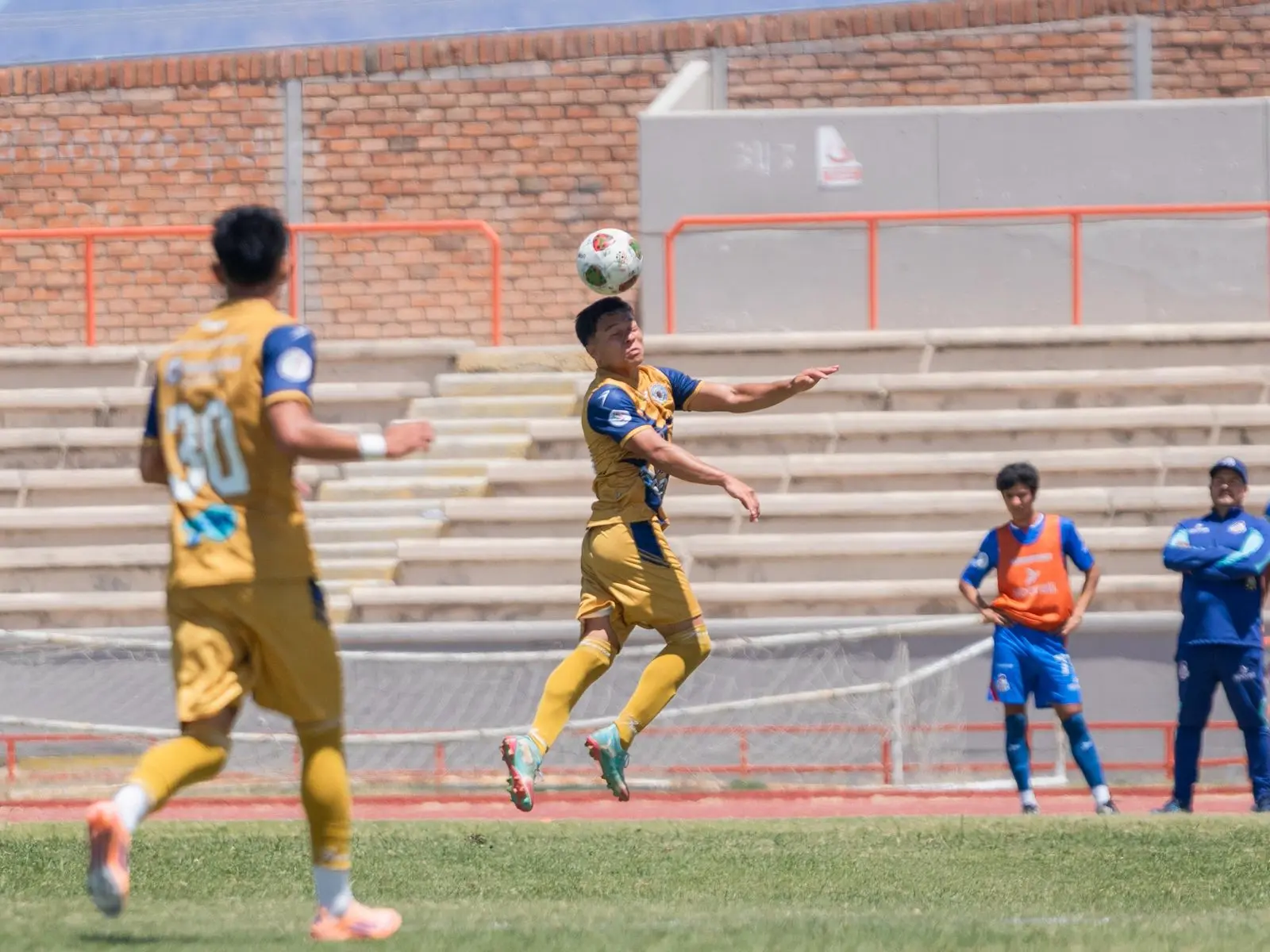 ESTADIO MORELOS ABRIRÁ SUS PUERTAS PARA RECIBIR EL ENCUENTRO ENTRE ATLÉTICO MORELIA-UMSNH VARONIL Y CIMARRONES