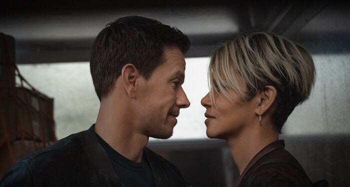 Este 2024 llega a Netflix el esperado estreno de la cinta “El Sindicato” con Mark Wahlberg y Halle Berry