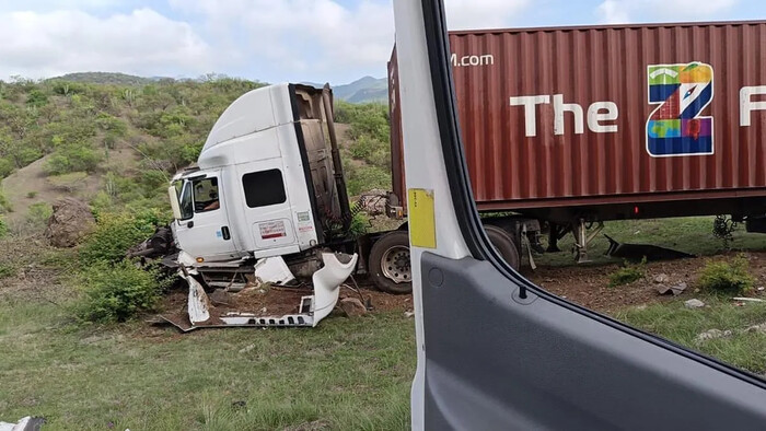 Este Domingo se registran 3 accidentes en la autopista Siglo XXI