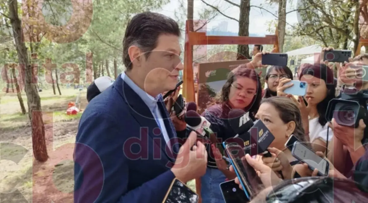 Estoy trabajando y representando a Morelia; afirma Alfonso Martínez