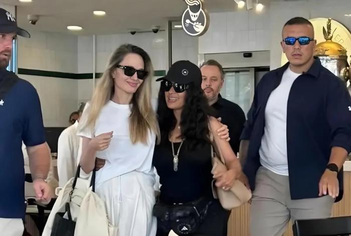 Estrellas en Veracruz: el contraste entre Salma Hayek y Angelina Jolie durante su encuentro con la prensa