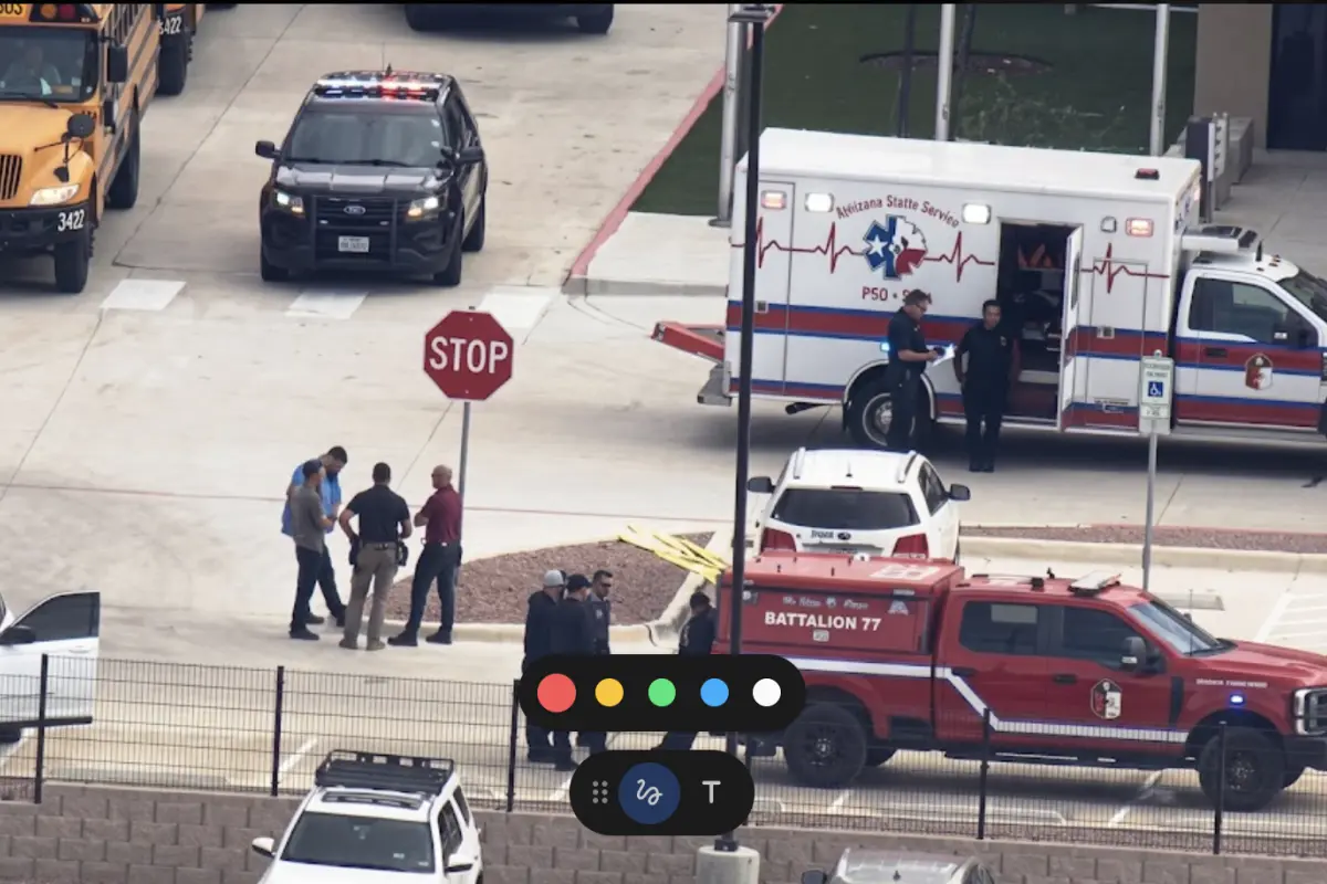 Estudiante dispara a profesora y luego se quita la vida en escuela de Texas