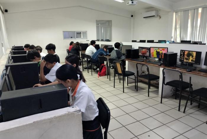 Estudiantes del Cecytem se formarán en Inteligencia Artificial