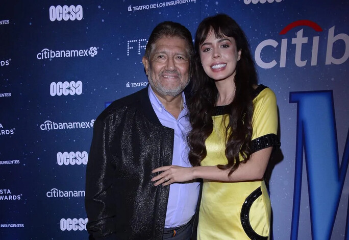 Eva Daniela responde a críticas por su relación con Juan Osorio