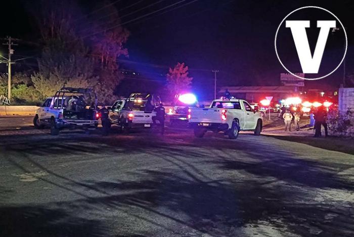 Exhiben parque vehicular de seguridad y rescate en Primaria Melchor Ocampo, en Lázaro Cárdenas