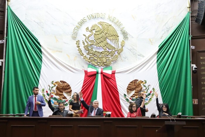 Exhorta Congreso del Estado a los ayuntamientos para que cumplan con la paridad de género en sus funcionarios