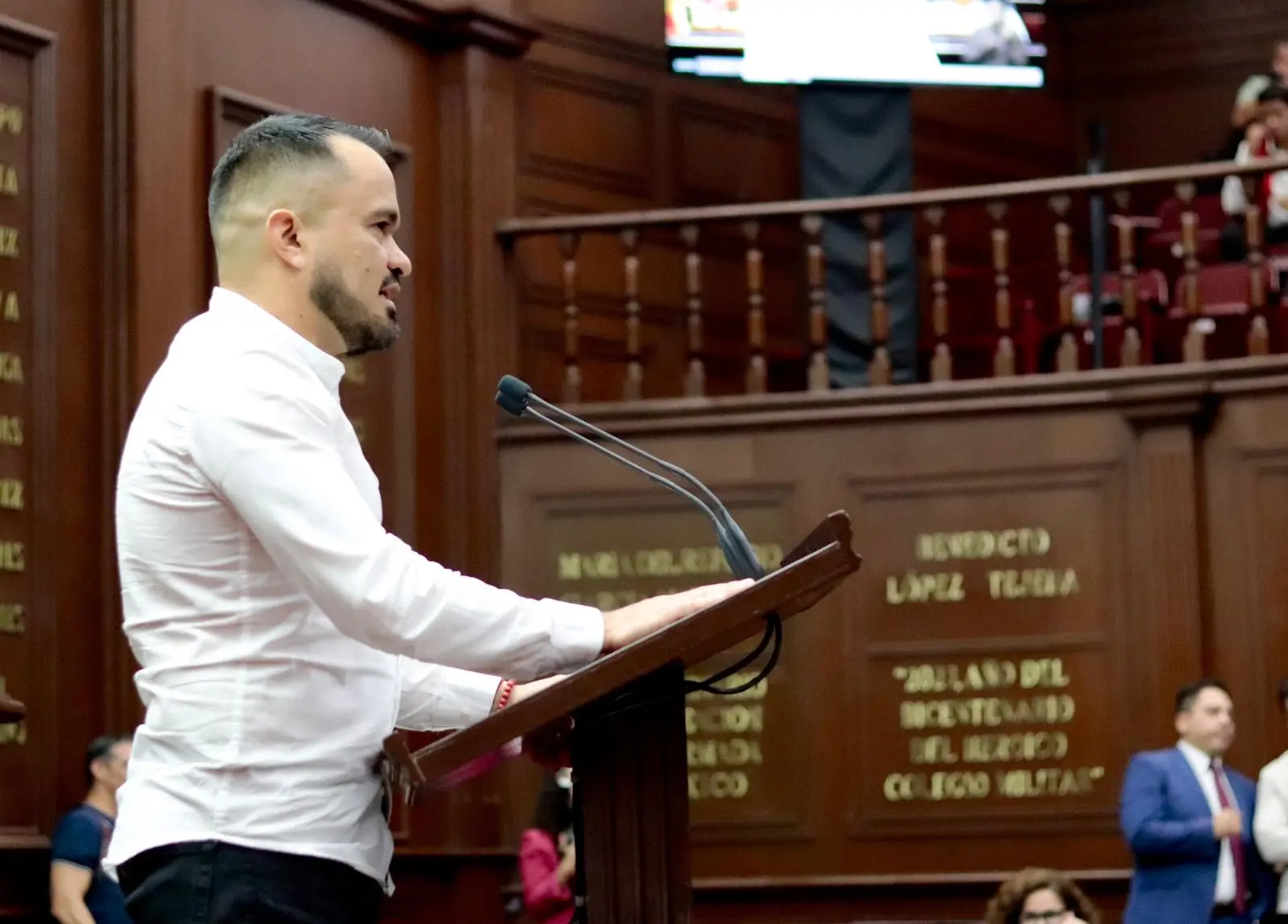 Exhorta Hugo Rangel garantizar acceso universal al agua potable en escuelas