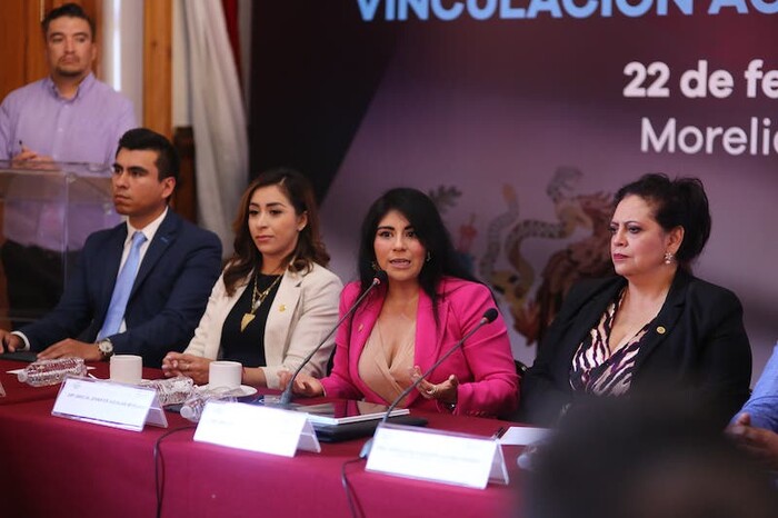 Exitoso Encuentro Binacional de Vinculación Académica en el Congreso de Michoacán