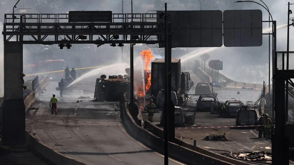 Explosión de camión con gas en zona industrial de Chile