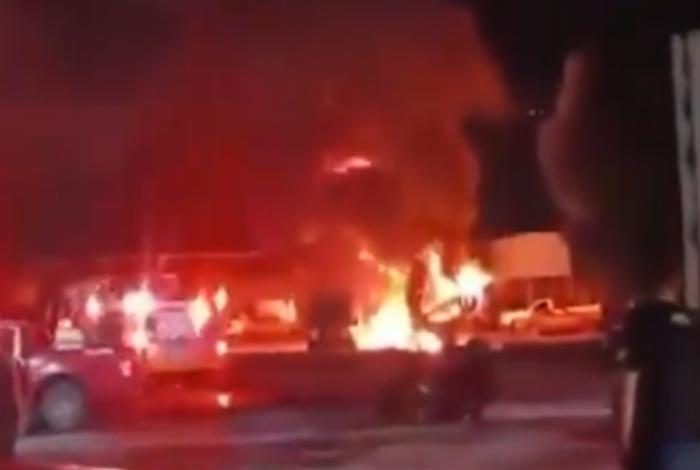 Explosión de combustible alerta a vecinos de Tlaquepaque; habría 4 muertos