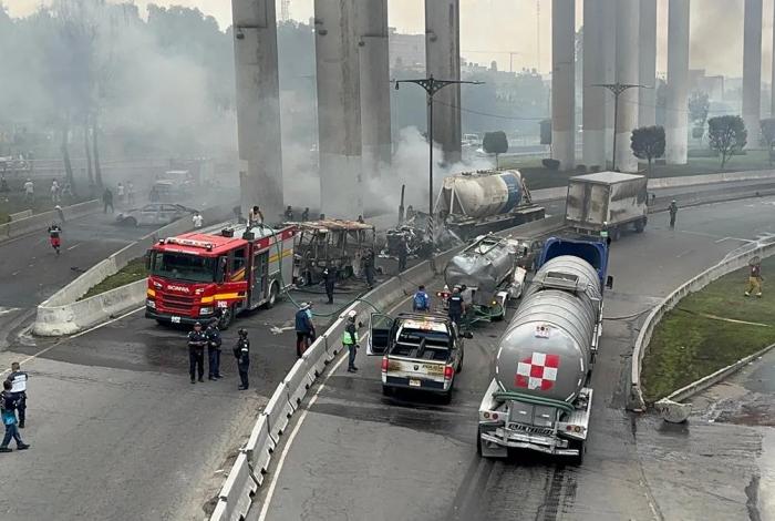Explosión de pipa en Puente La Concordia deja 3 muertos y 70 heridos